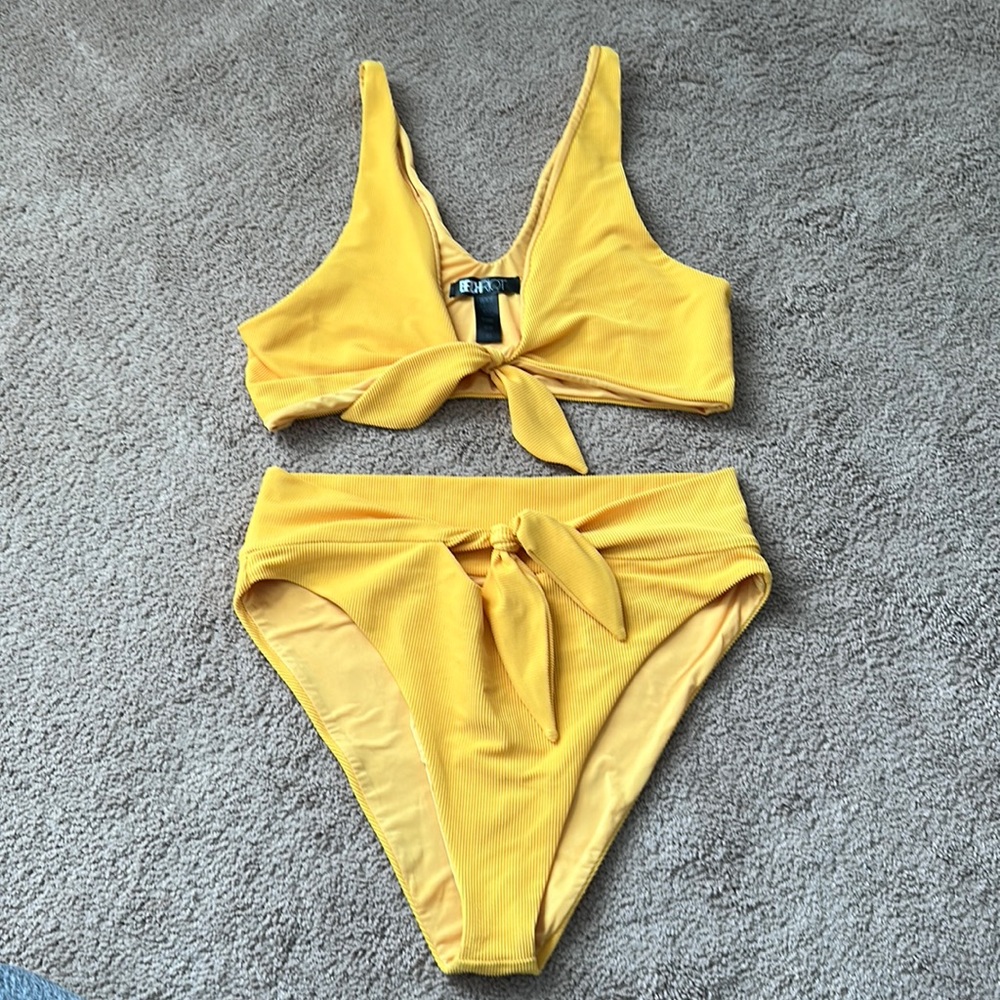 Beach Riot Rib Dallas top + Emma bottom in Yellow